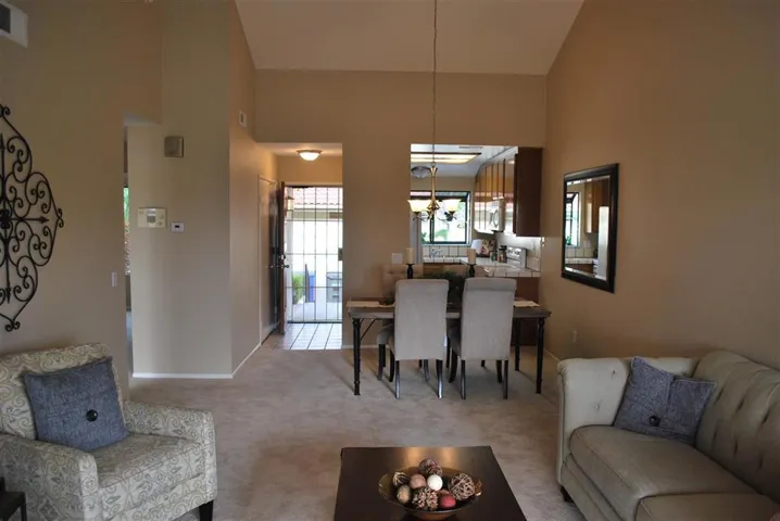 1994 Springdale Lane, Encinitas, California 92024