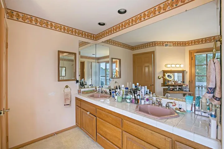 1450 Ridgeway, Oceanside, California 92054
