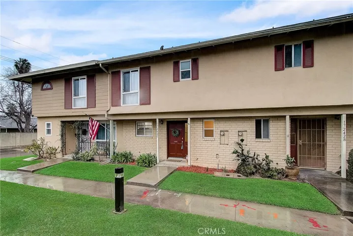17242 Nisson Road C, Tustin, California 92780
