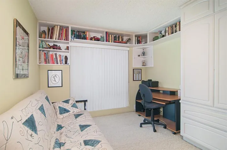 1235 Parker Place 3e, San Diego, California 92109