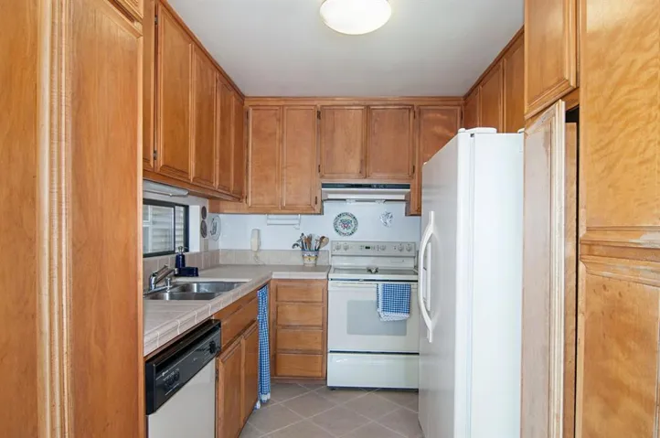 1235 Parker Place 3e, San Diego, California 92109