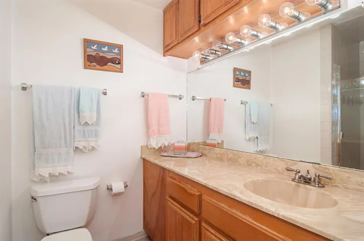 1235 Parker Place 3e, San Diego, California 92109