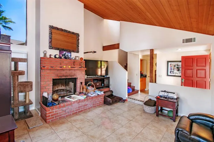 6728 Cantil Street, Carlsbad, California 92009