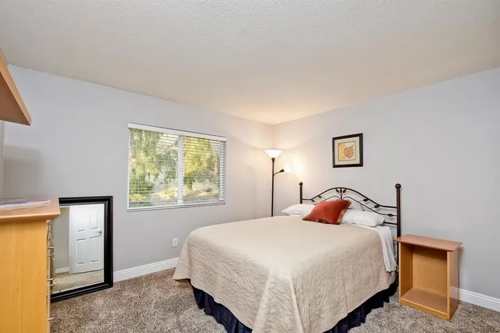 2150 Island Shore Way, San Marcos, California 92078