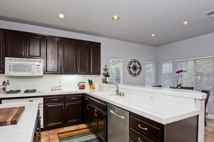 2150 Island Shore Way, San Marcos, California 92078