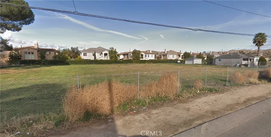 13 Elm, Lake Elsinore, California 92530