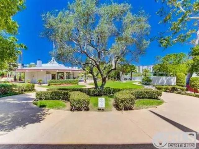 3050 Rue Dorleans 244, San Diego, California 92110