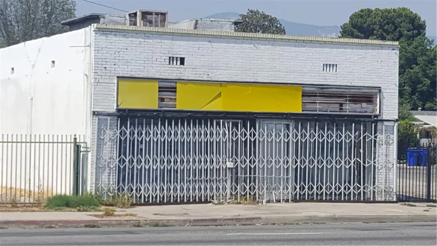 676 W. Baseline