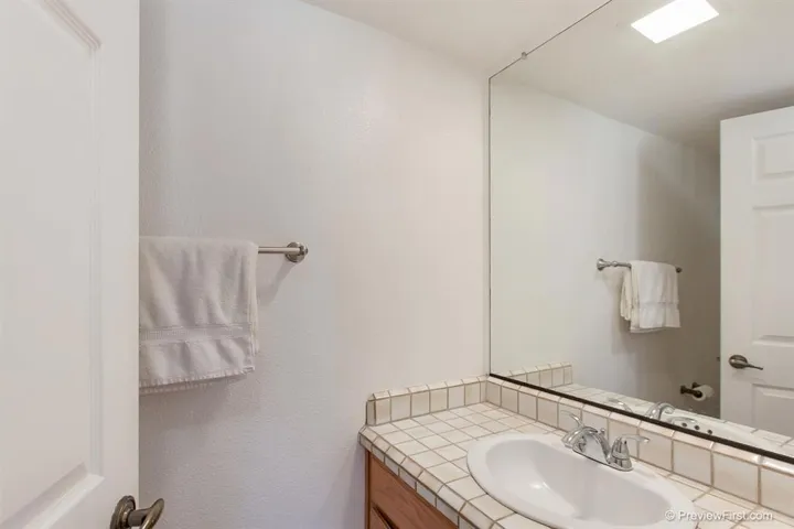 922 Marguerite Lane, Carlsbad, California 92011