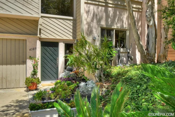 4389 Caminito De La Escena, San Diego, California 92108