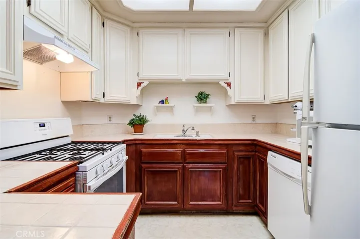 2277 Pacific Avenue A105, Costa Mesa, California 92627