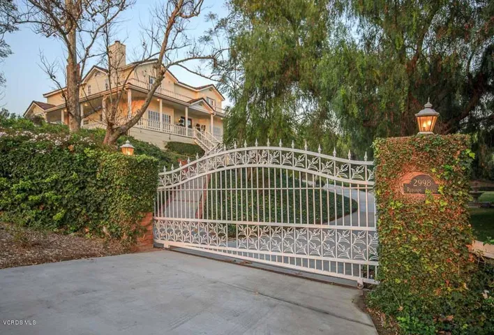 2998 Redondo Ave-93