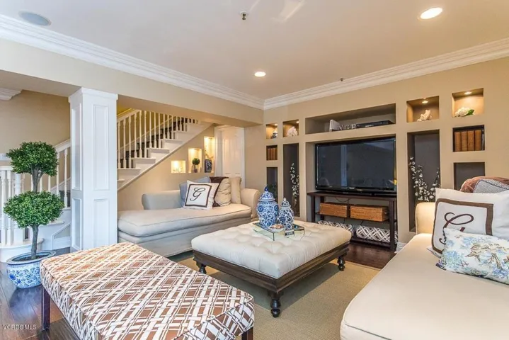 2998 Redondo Ave-53