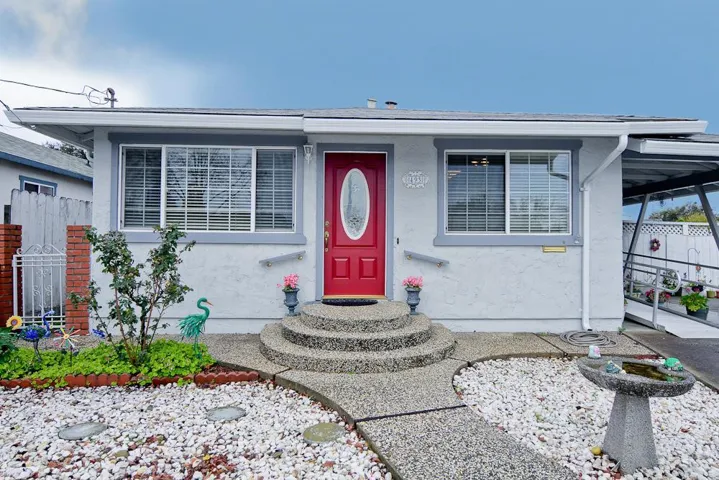 493 E 6th Street, Gilroy, California 95020