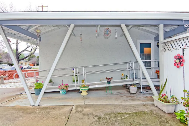 493 E 6th Street, Gilroy, California 95020