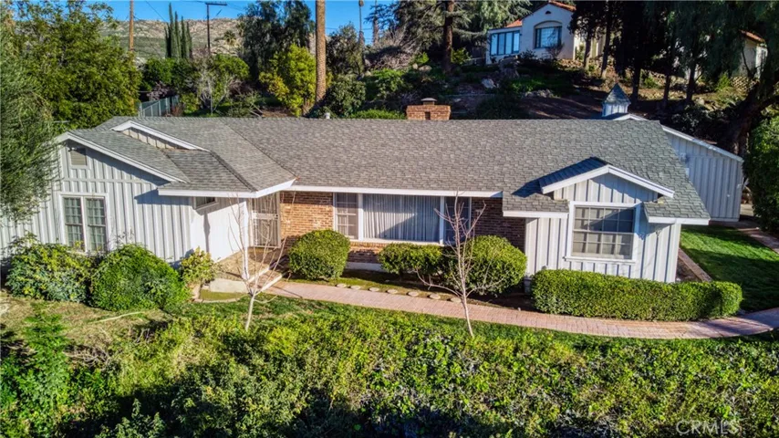 800 S University Drive, Riverside, California 92507