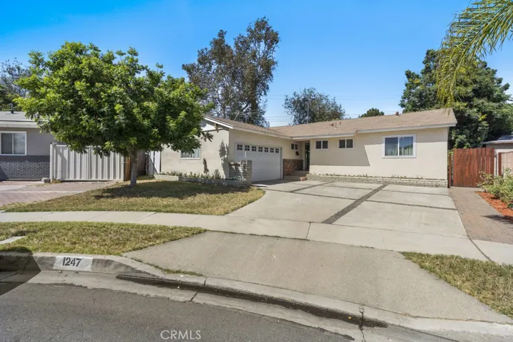1247 N Citron Lane N, Anaheim, California 92801