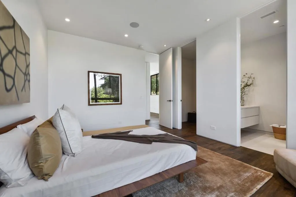 Los Altos Hills, California 94024 home-pic-37