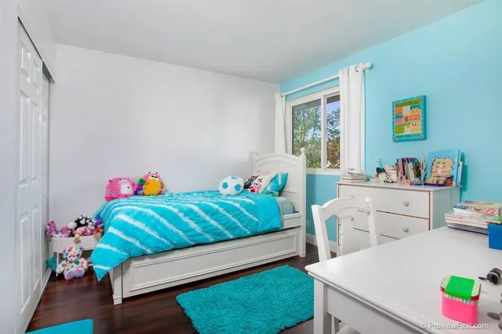 511 Village Center, Encinitas, California 92024