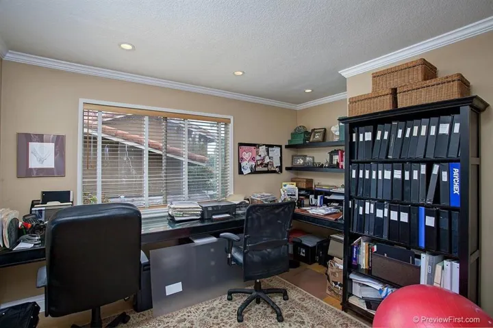 4th Bedroom Currently used as an office with built in desk