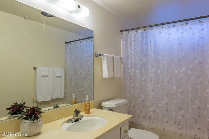 2750 Elmira #18