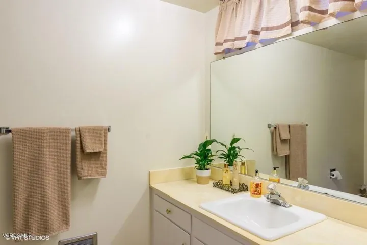 2750 Elmira #15