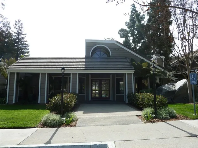 1063 Shadowridge Drive 32, Vista, California 92081