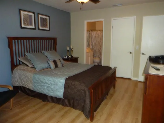 1063 Shadowridge Drive 32, Vista, California 92081