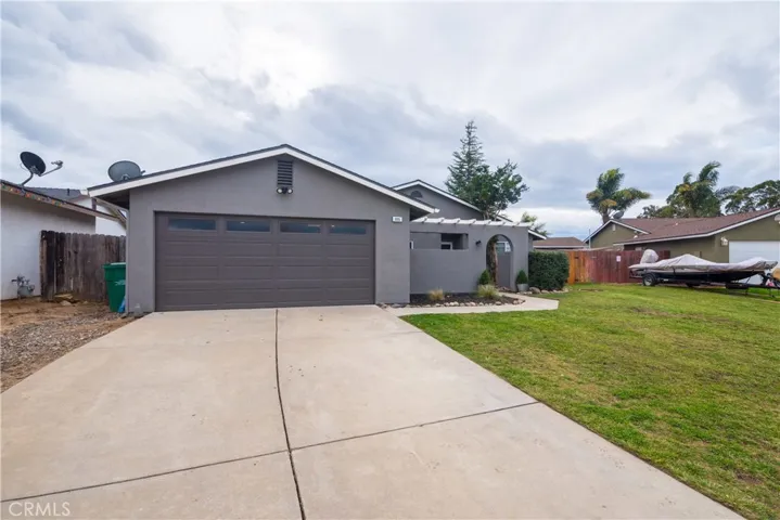 885 Harrier Lane, Nipomo, California 93444