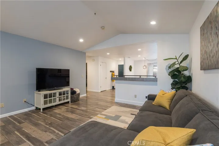 885 Harrier Lane, Nipomo, California 93444