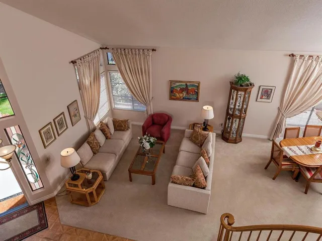 2016 Applewood Lane, Vista, California 92081