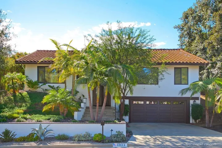 9833 Sage Hill Way, Escondido, California 92026