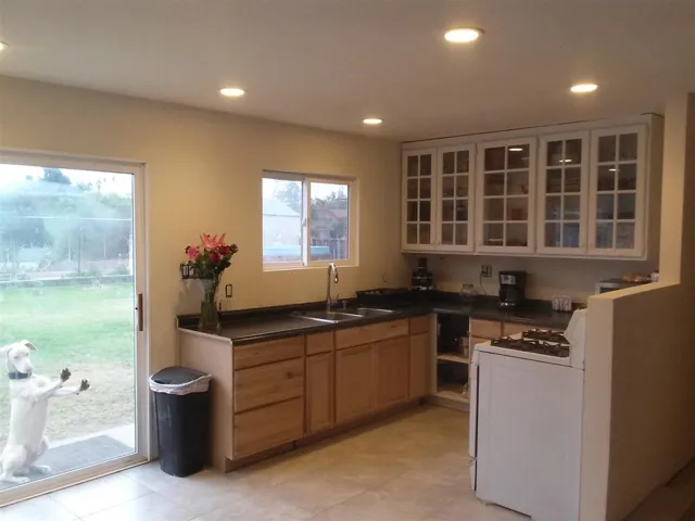 8151 Solana, San Diego, California 92114