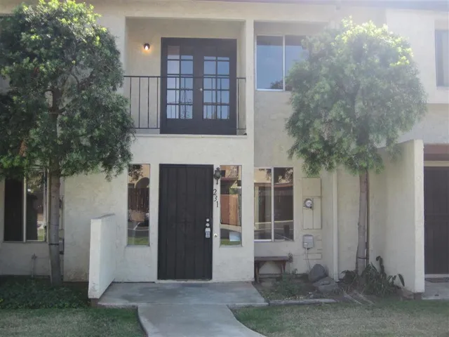 BEAUTIFULLY RENOVATED & EXTENSIVELY UPGRADED SPACIOUS 2 BEDROOM AIR CONDITIONED HOME IN LOVELY GATED POOL COMPLEX CONVENIENT TO ALL