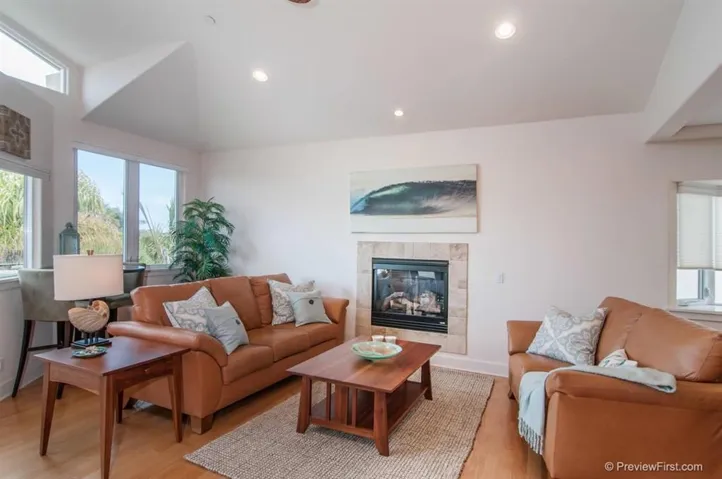 The gas fireplace in the living room is so convenient in your Moonlight Beach House!!