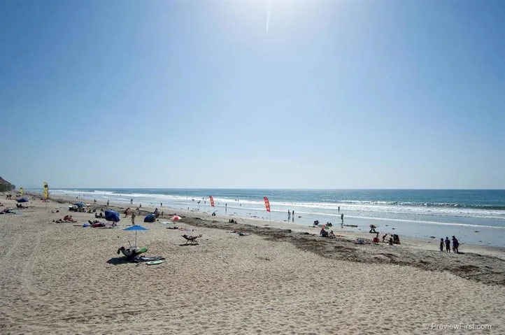 Moonlight Beach is just steps away!!