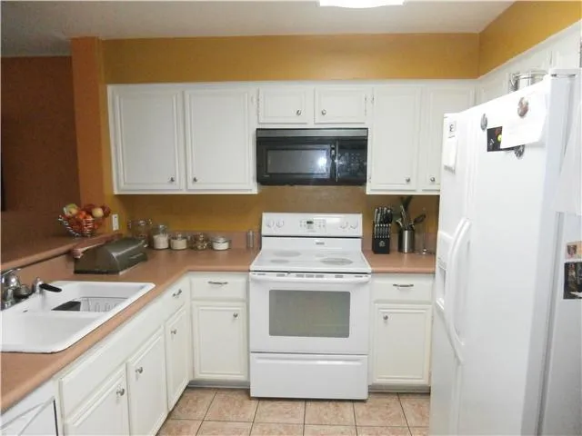 18656 Caminito Cantilena 279, San Diego, California 92128