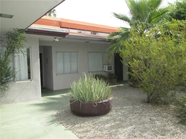 1020 N Indian Canyon Drive, Palm Springs, California 92262