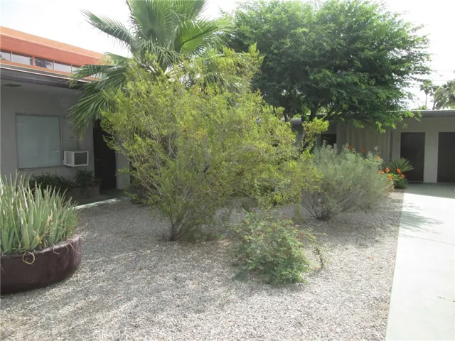 1020 N Indian Canyon Drive, Palm Springs, California 92262