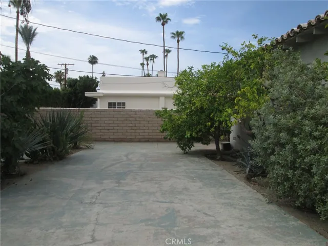 1020 N Indian Canyon Drive, Palm Springs, California 92262