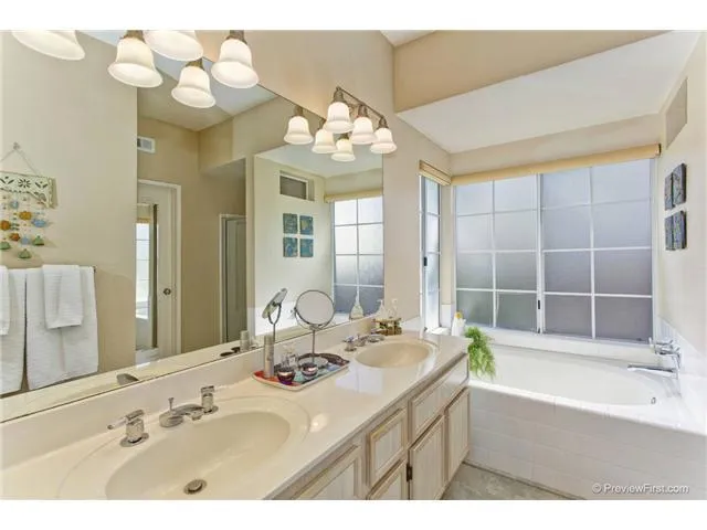 1602 Via Inspirar, San Marcos, California 92078