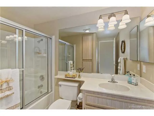 1602 Via Inspirar, San Marcos, California 92078