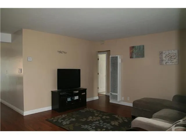 Great room/flooring continues to hallways and dining/kitchen.