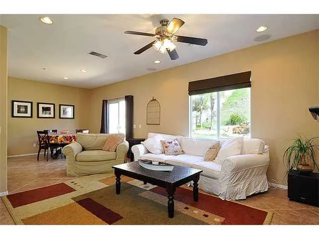 1232 Corte Zafiro, San Marcos, California 92069