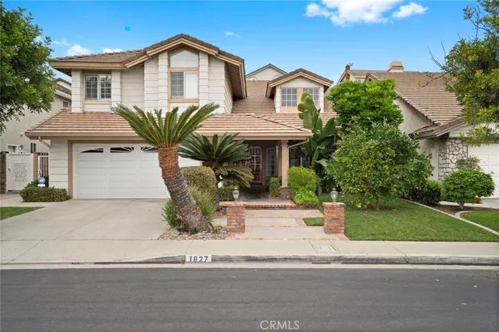 Located in the desirable 'Trails' community of Fullerton, this 3 BR+retreat/3BA home is near hiking trails & parks.