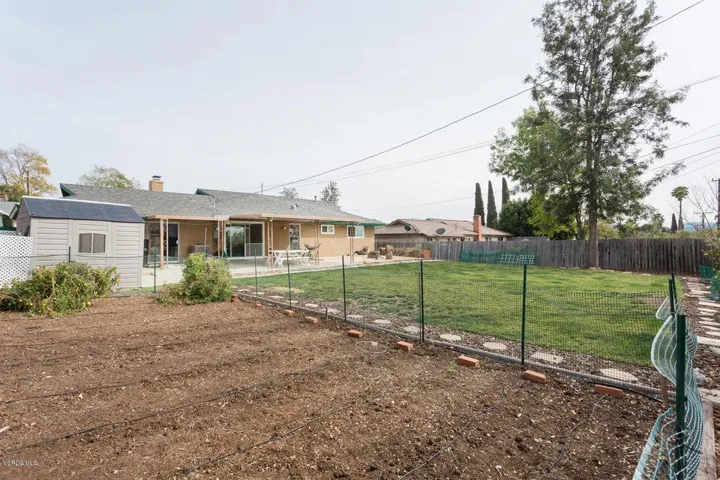 Camino Graciosa Thousand Oaks-large-031-