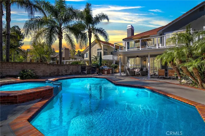 Your Own Piece of Paradise!