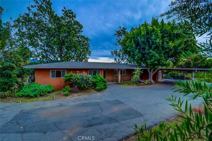705 Hamilton Lane, Fallbrook, California 92028