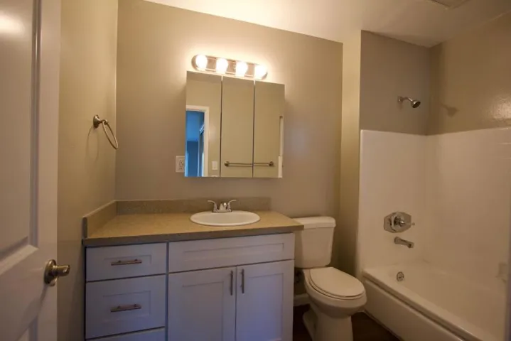1580 Higgins Way 5, Pacifica, California 94044