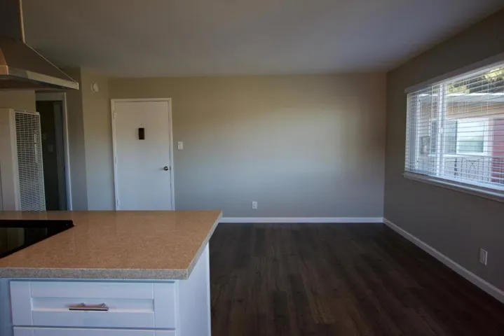 1580 Higgins Way 5, Pacifica, California 94044